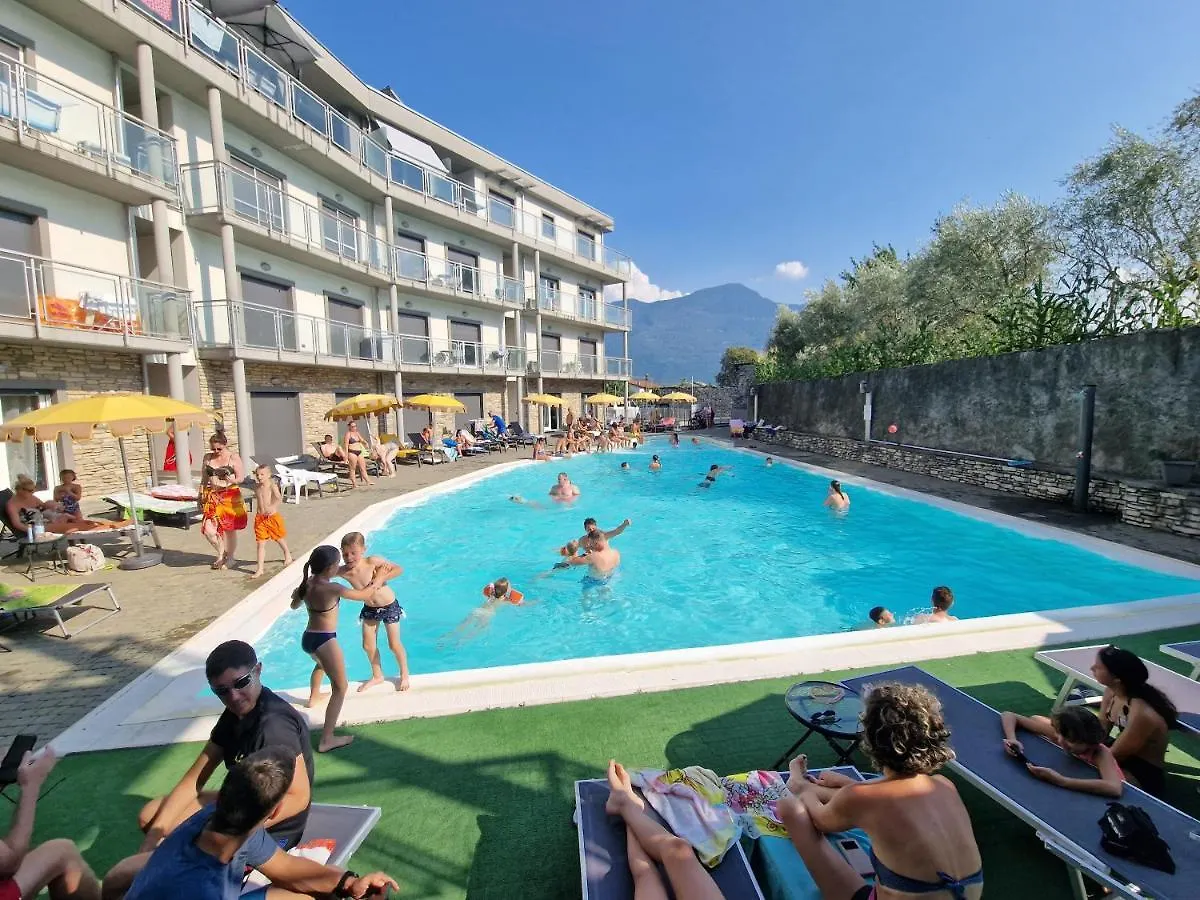 Hotel Residence Alessandra Domaso Apart Otel