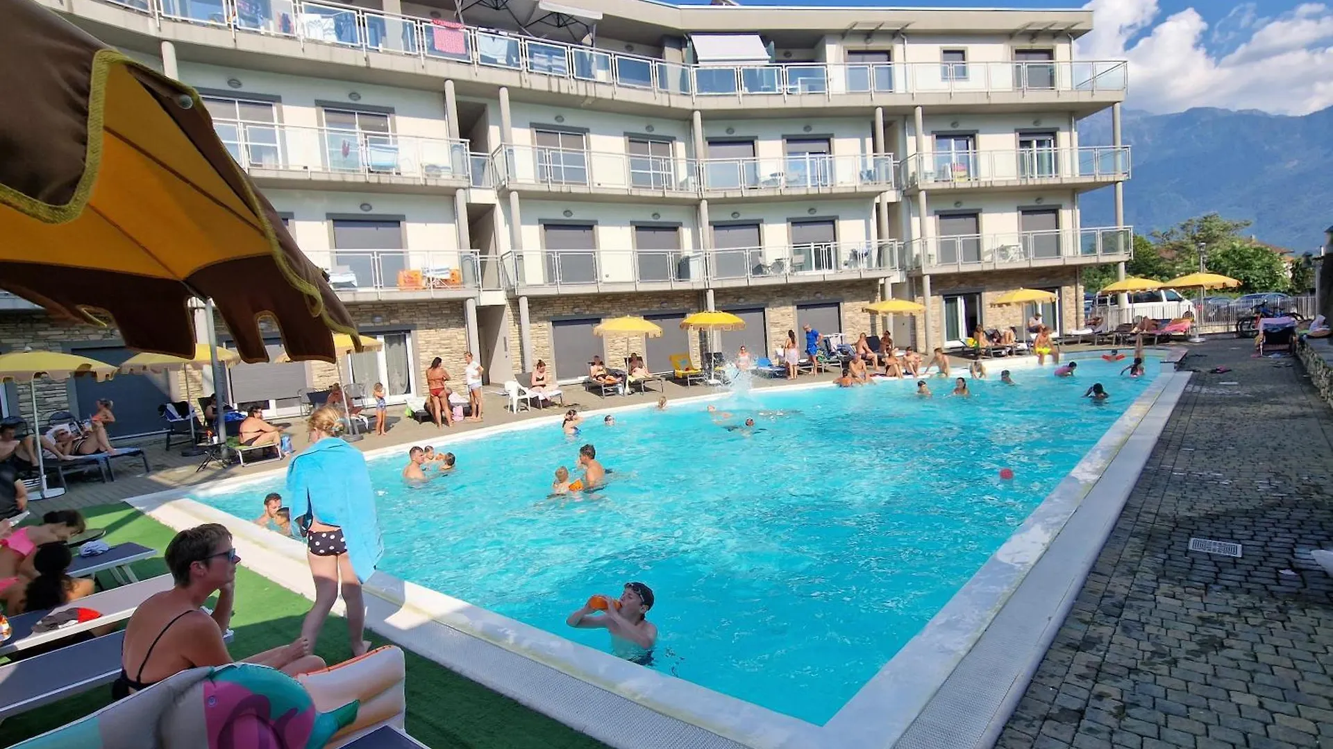 Hotel Residence Alessandra Domaso